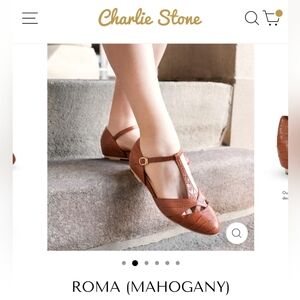 Charlie Stone VEGAN Roma Mahogany Crocodile flat t-strap US 8.5-9 EU 39